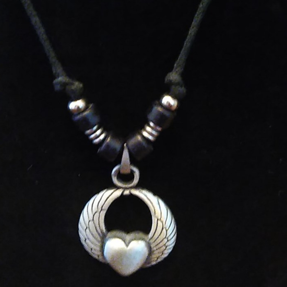 Necklace - Picture 7 of 8